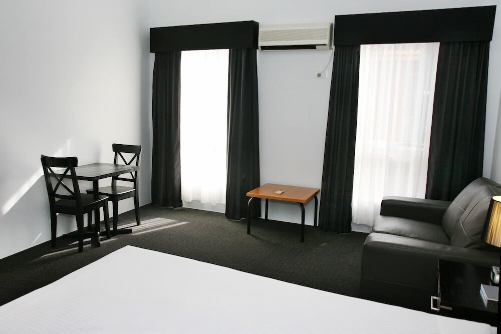 Footscray Motor Inn And Serviced Apartments 35/42