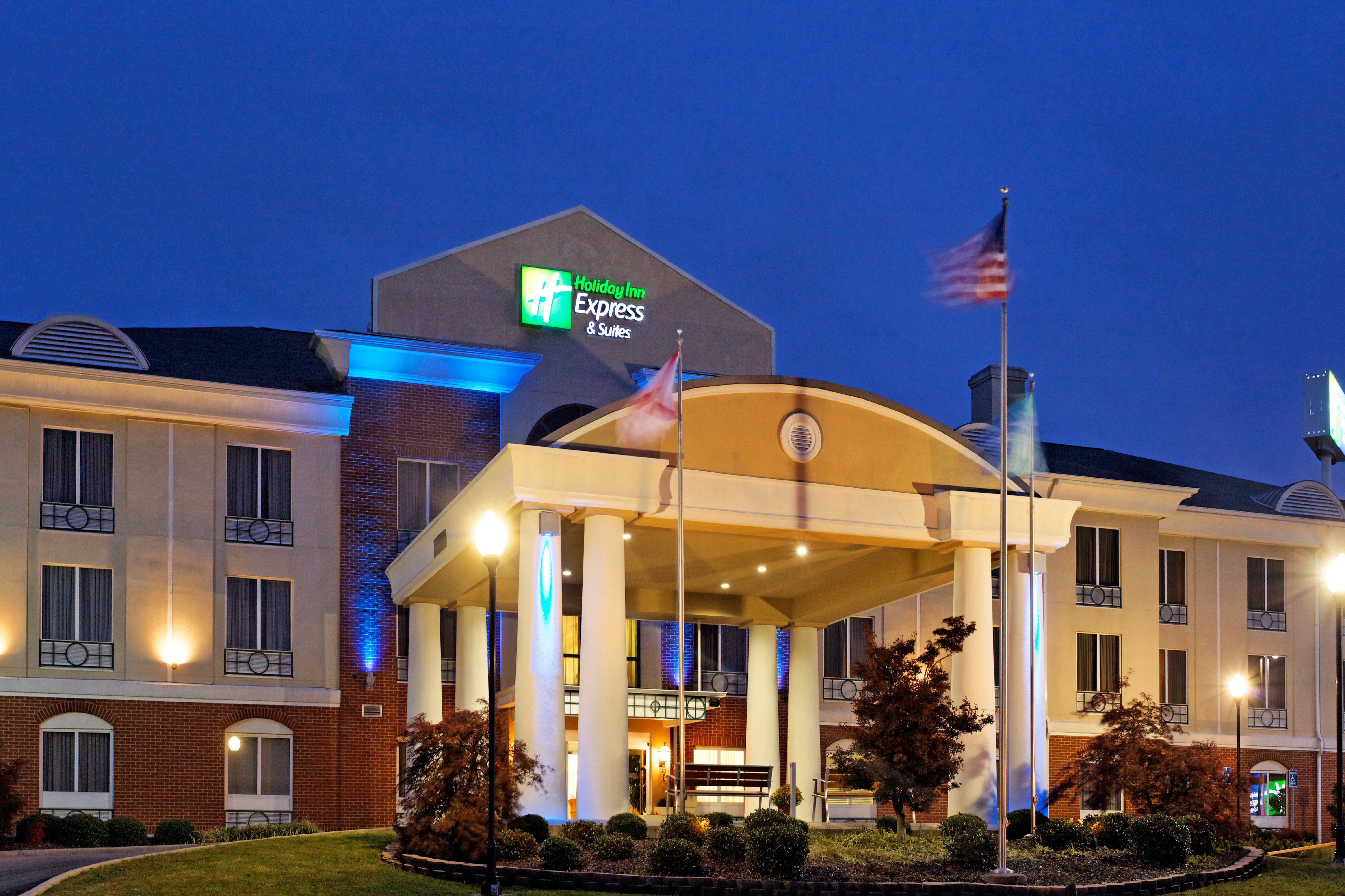 Holiday Inn Express Hotel Suites Cullman 1/38