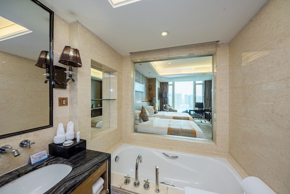 Shenzhen Yabang Langyue International Hotel 44/50
