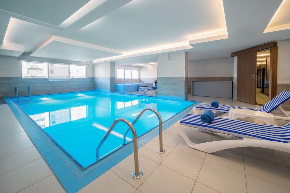 فندق ورويك جدة(Warwick Hotel Jeddah) 11/63
