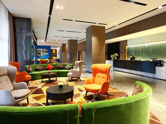 Hampton By Hilton Suining Hedong New District China 26/48