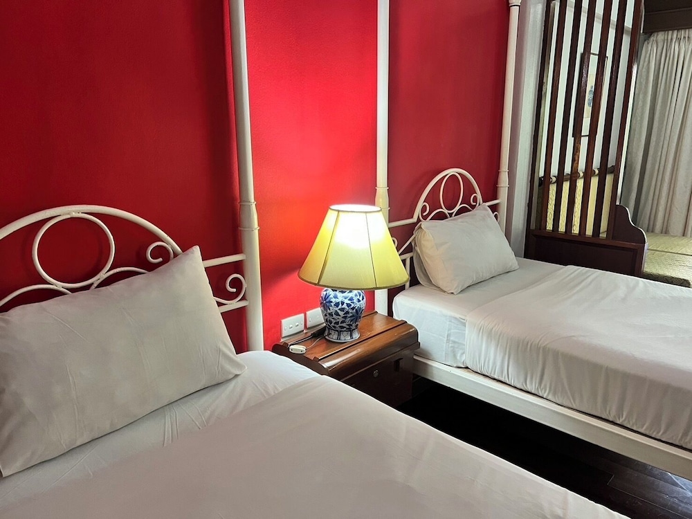 MW Krabi Beach Resort photo2