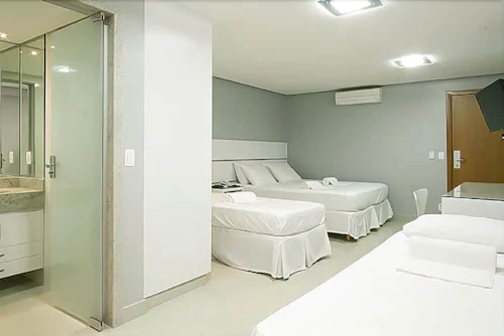 Brisa Tower Hotel 10/45