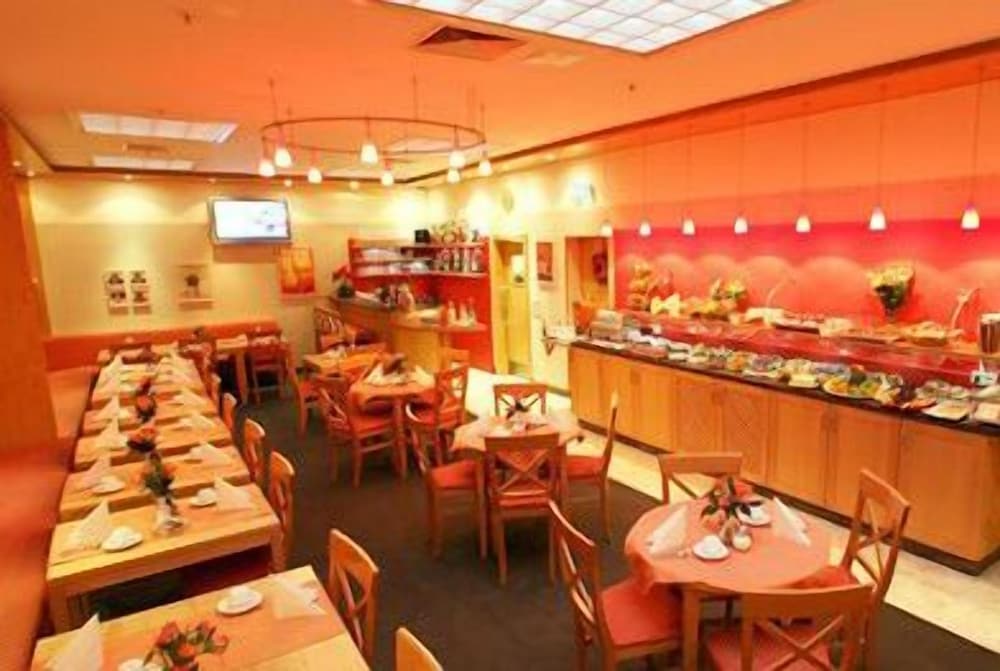 Hotel Wallis 37/50