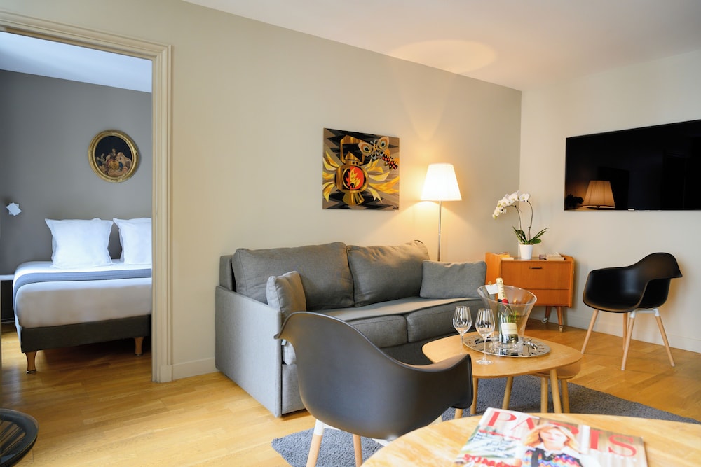 Suites and Hotel Helzear Champs Elysees 45/65