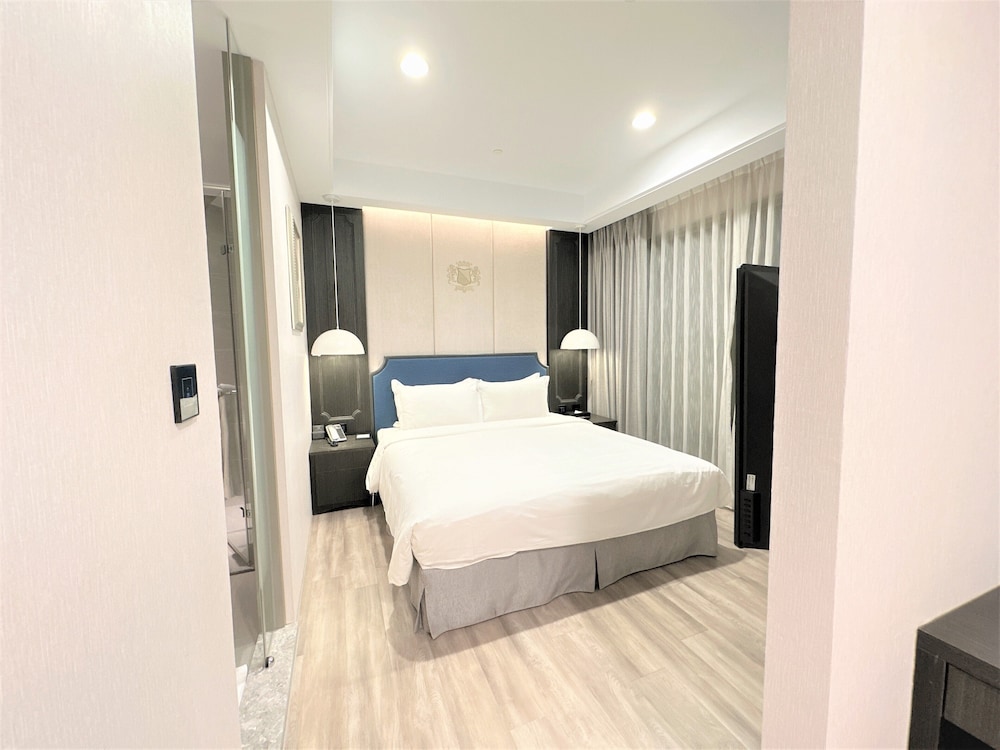 Hua Hotel 47/67