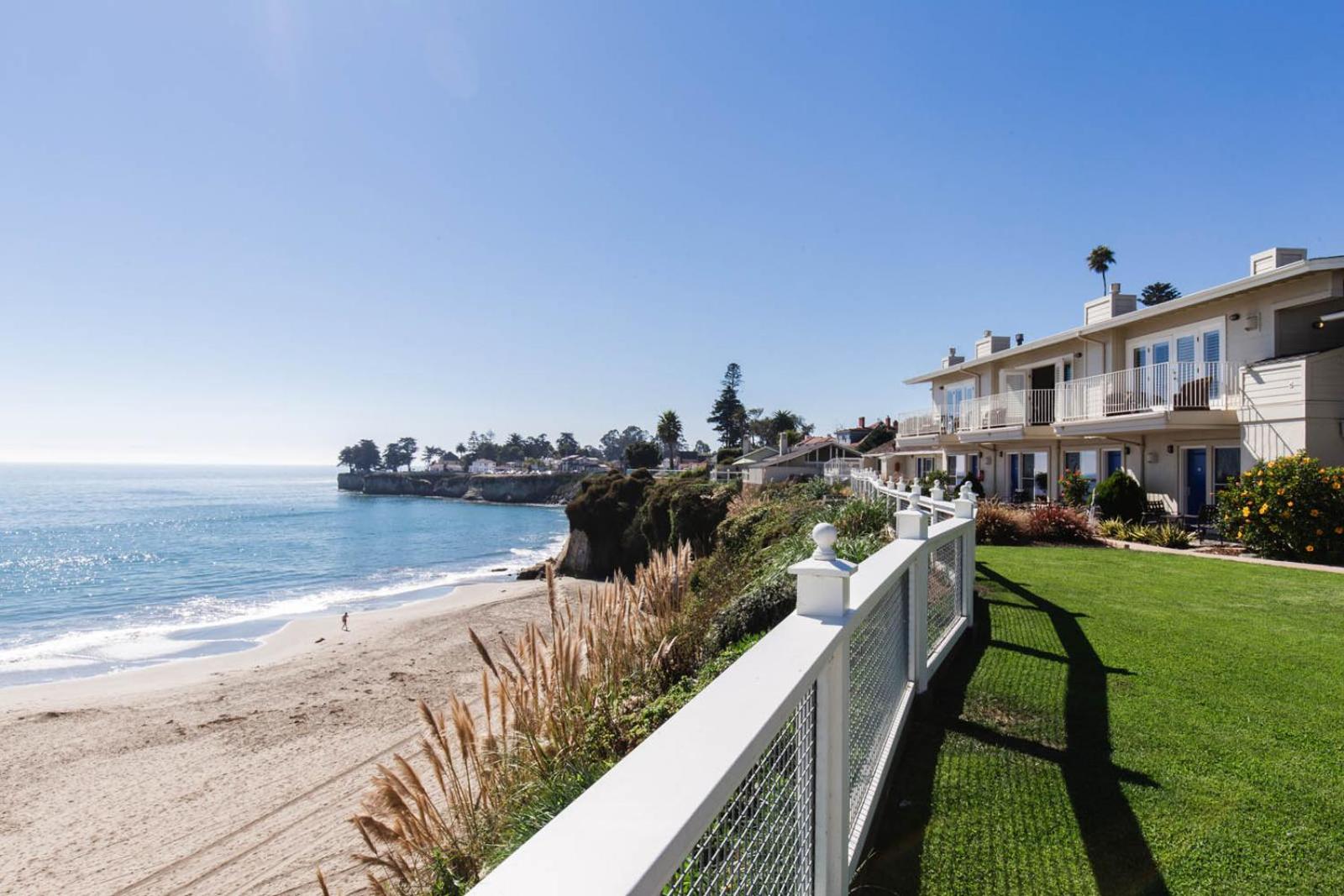 Sea & Sand Inn 32/41