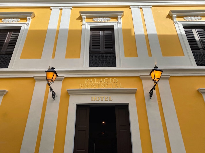 Palacio Provincial San Juan, Curio Collection by Hilton 1/45