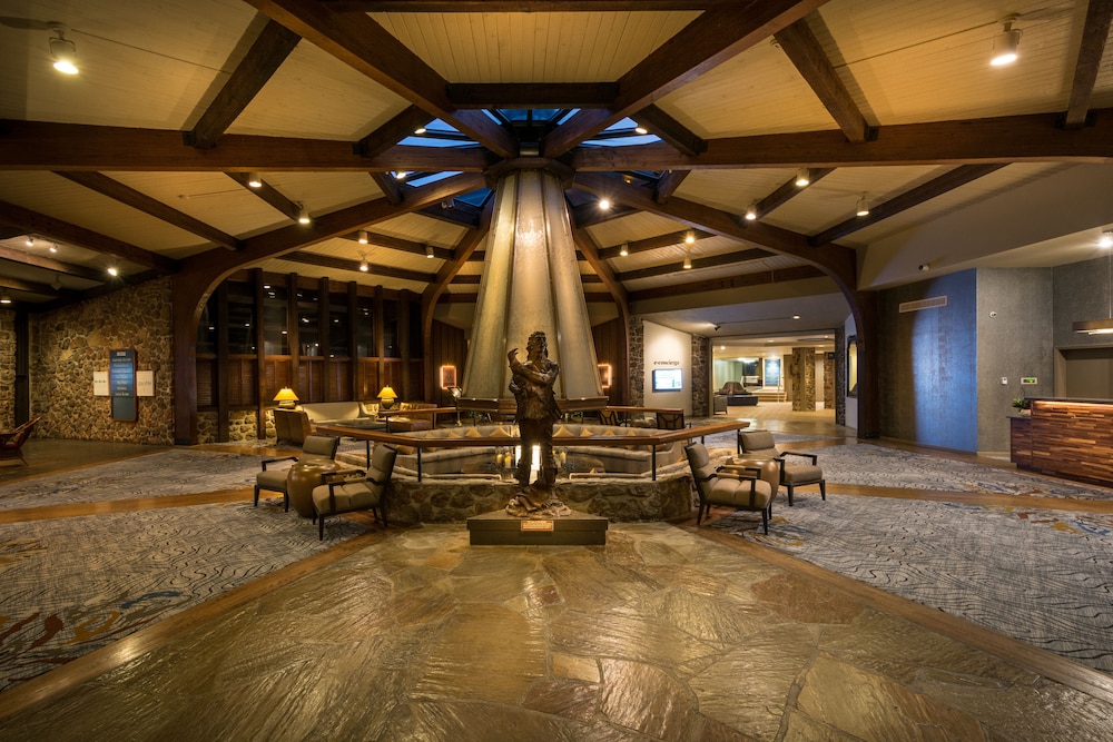 Lodge of Four Seasons Golf Resort Marina Spa 12/66