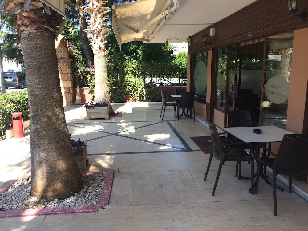 Helene Apart Hotel 7/50