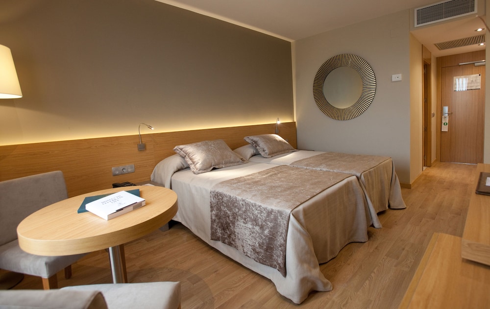 Hotel M A Sevilla Congresos 22/73