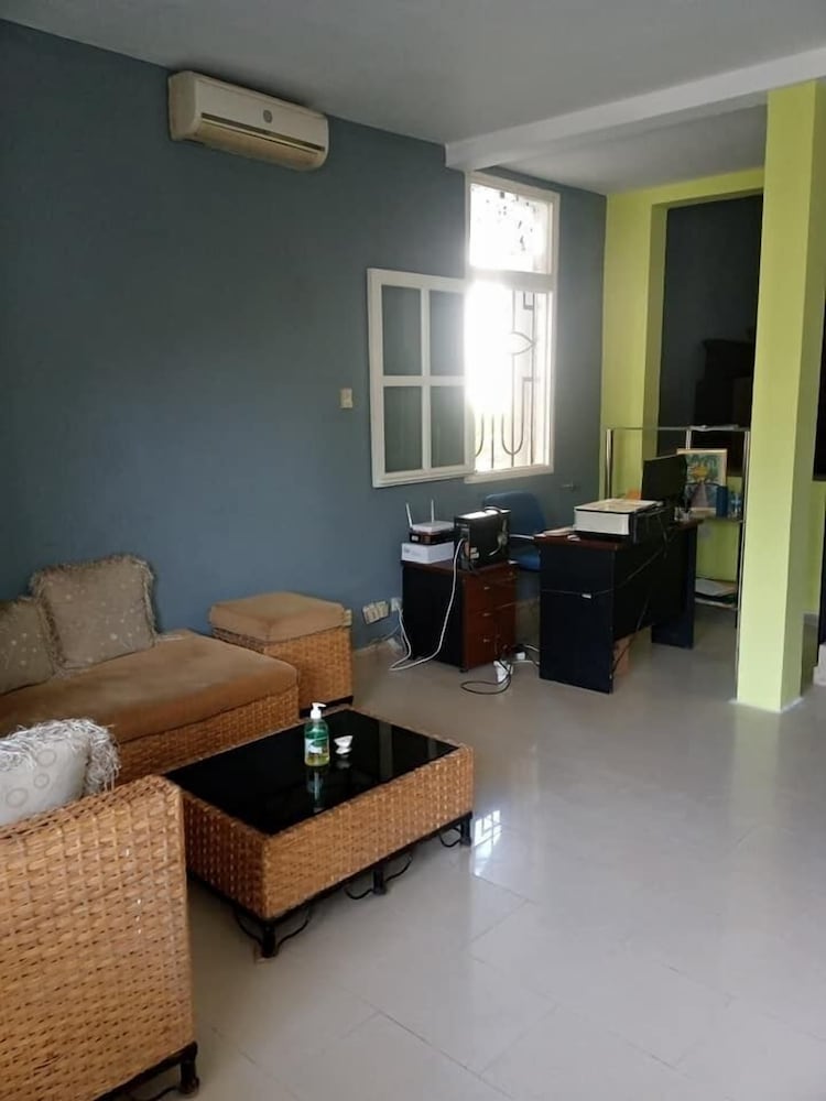 Villa Résidence Séjours & Affaires 28/50