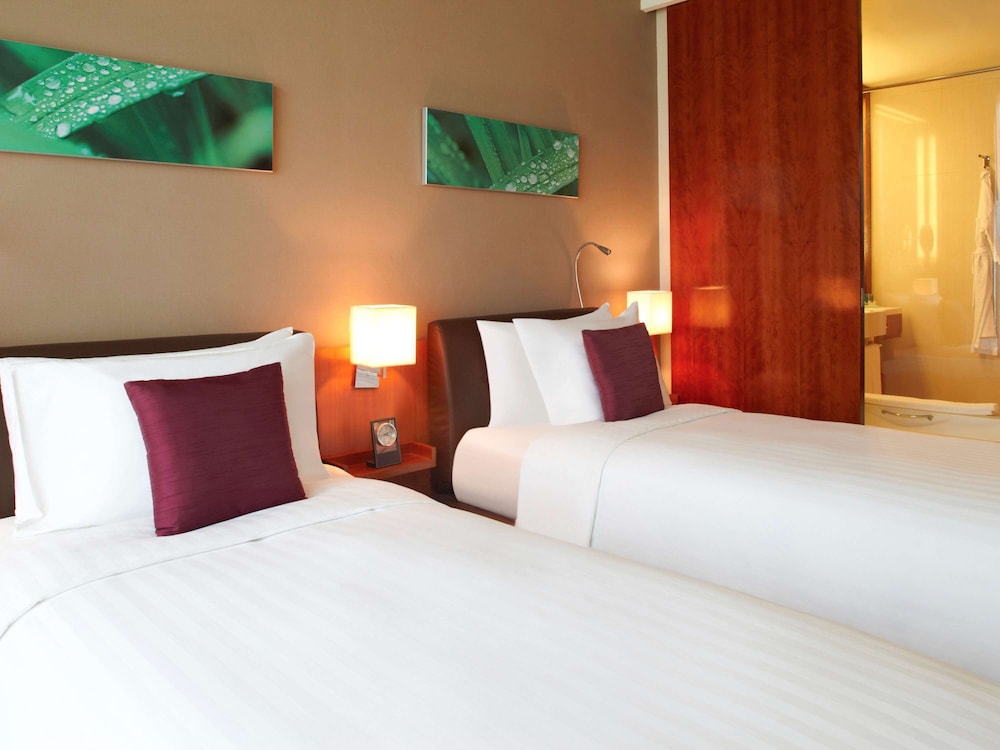 SUPERIOR, TWIN BEDS