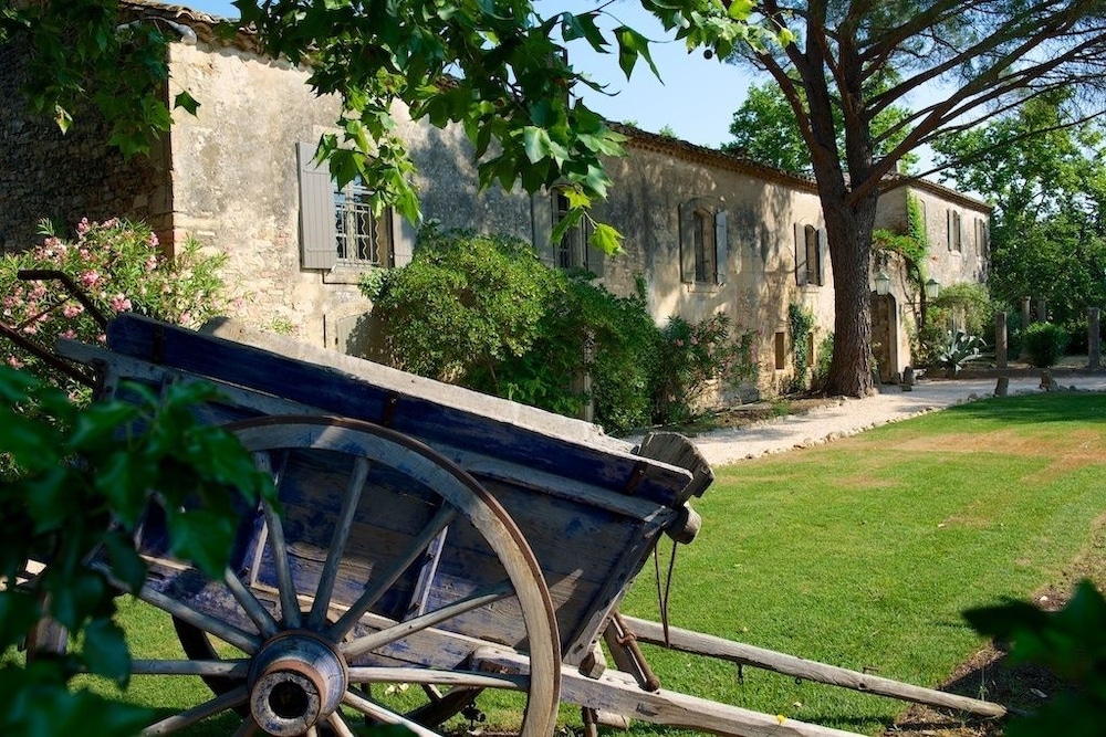 LA BEGUDE SAINT PIERRE 38/46