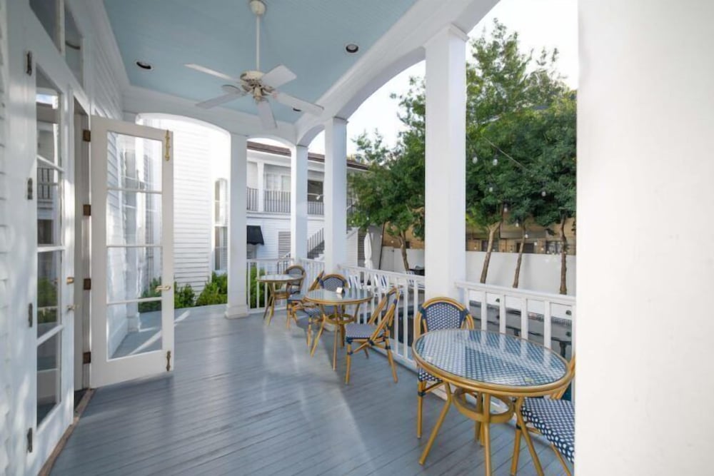 Melrose Mansion 47/68