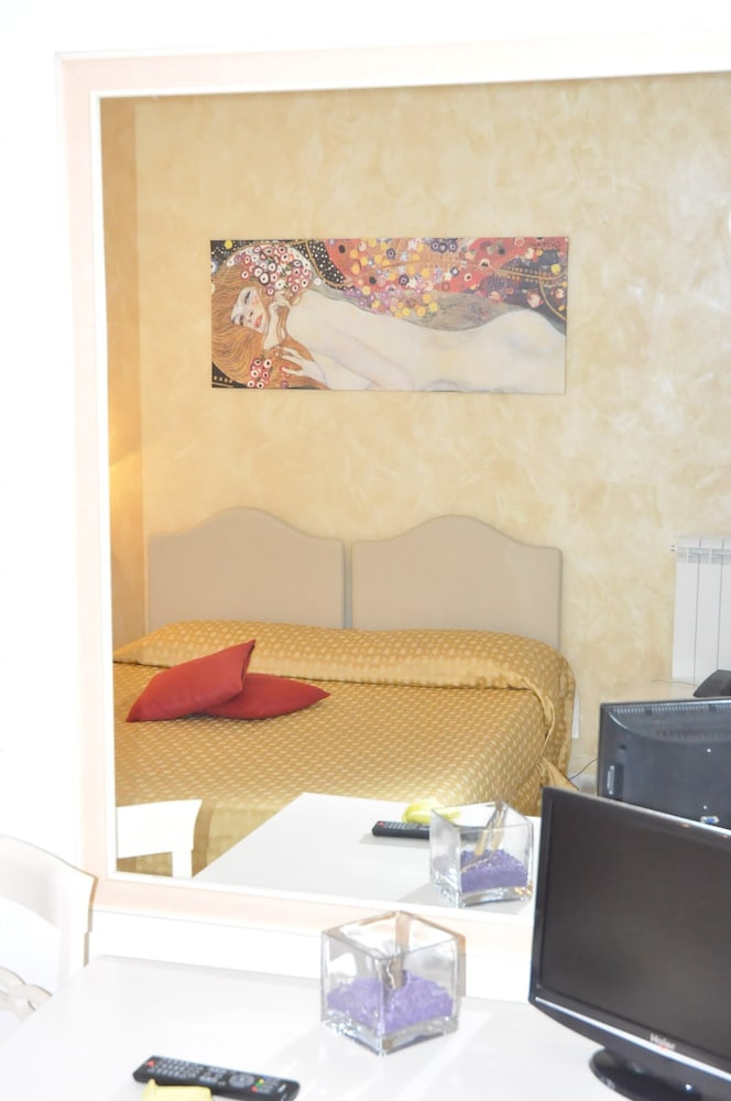 Hotel Vittoriano 1/40