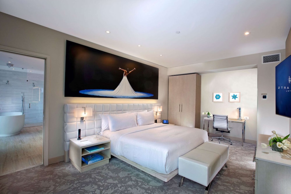 HALL Arts Hotel, Dallas, Autograph Collection 13/43