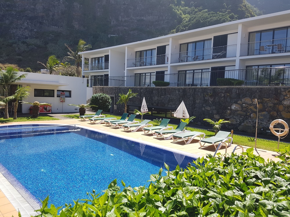 CASA DA CAPELINHA 3/66