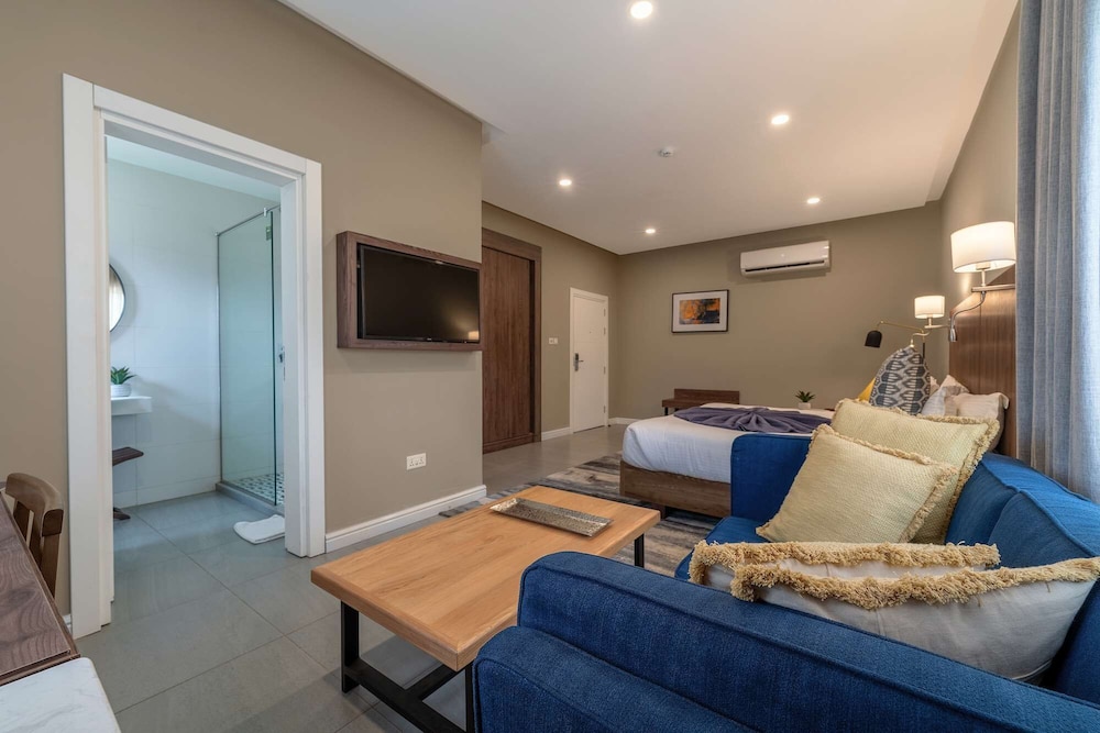 Central Hotel Ridge 30/38