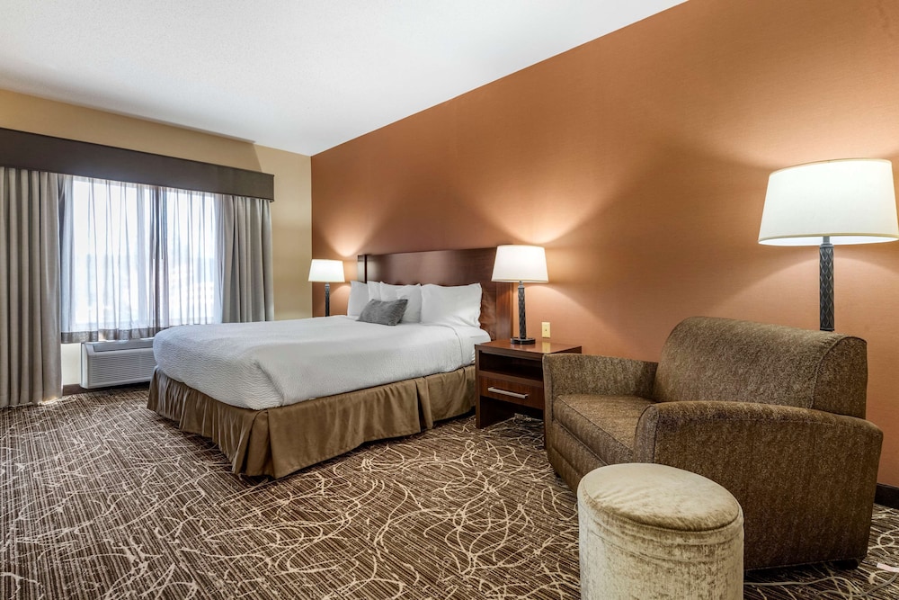 Best Western Plus Chelsea Hotel 10/37