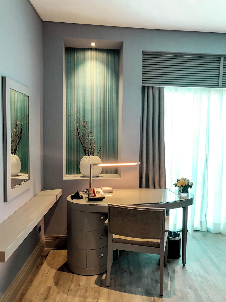 فندق سوفيتل كورنيش الخبر(Sofitel Al Khobar the Corniche) 11/66
