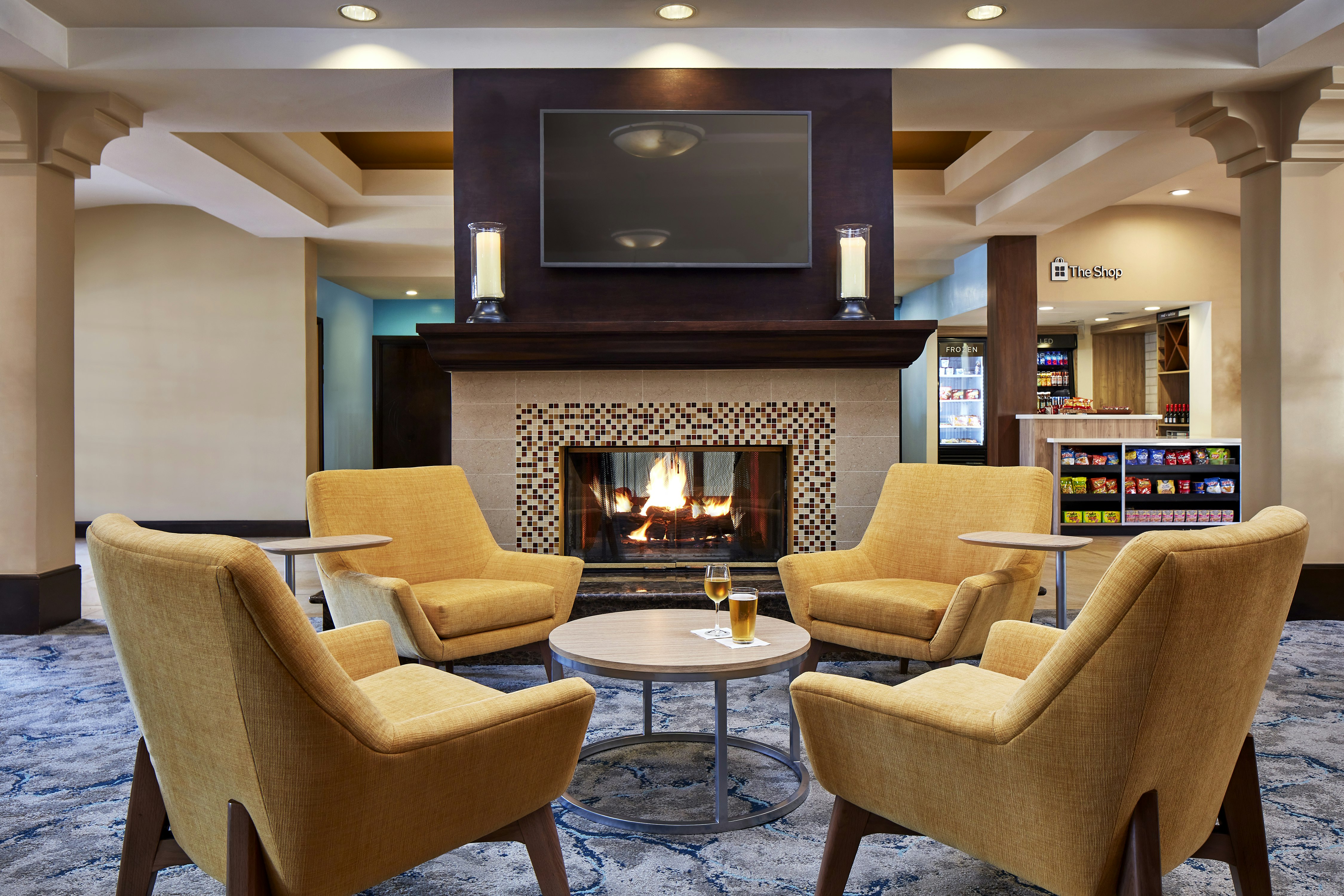 Hilton Garden Inn Valencia Six Flags 24/52