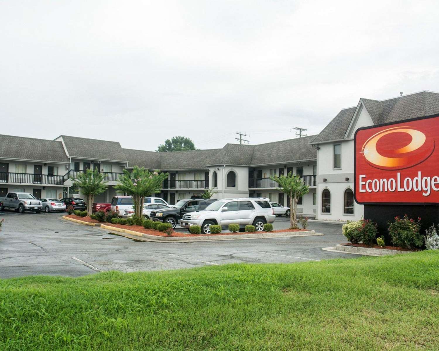Econo Lodge Chesapeake Route 13 and I-464 19/19