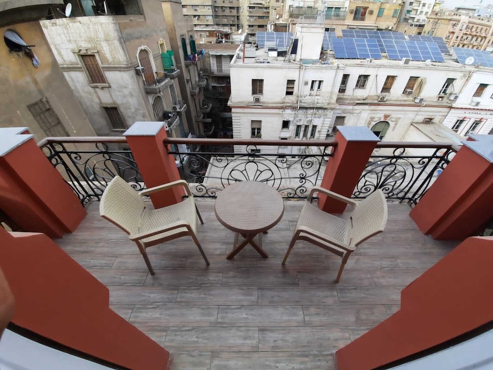 Midtown Hostel 40/50