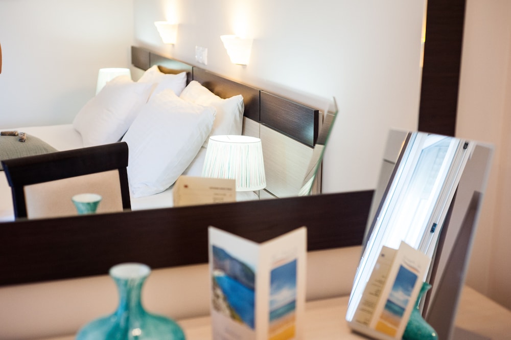 Al Mare Hotel 47/63