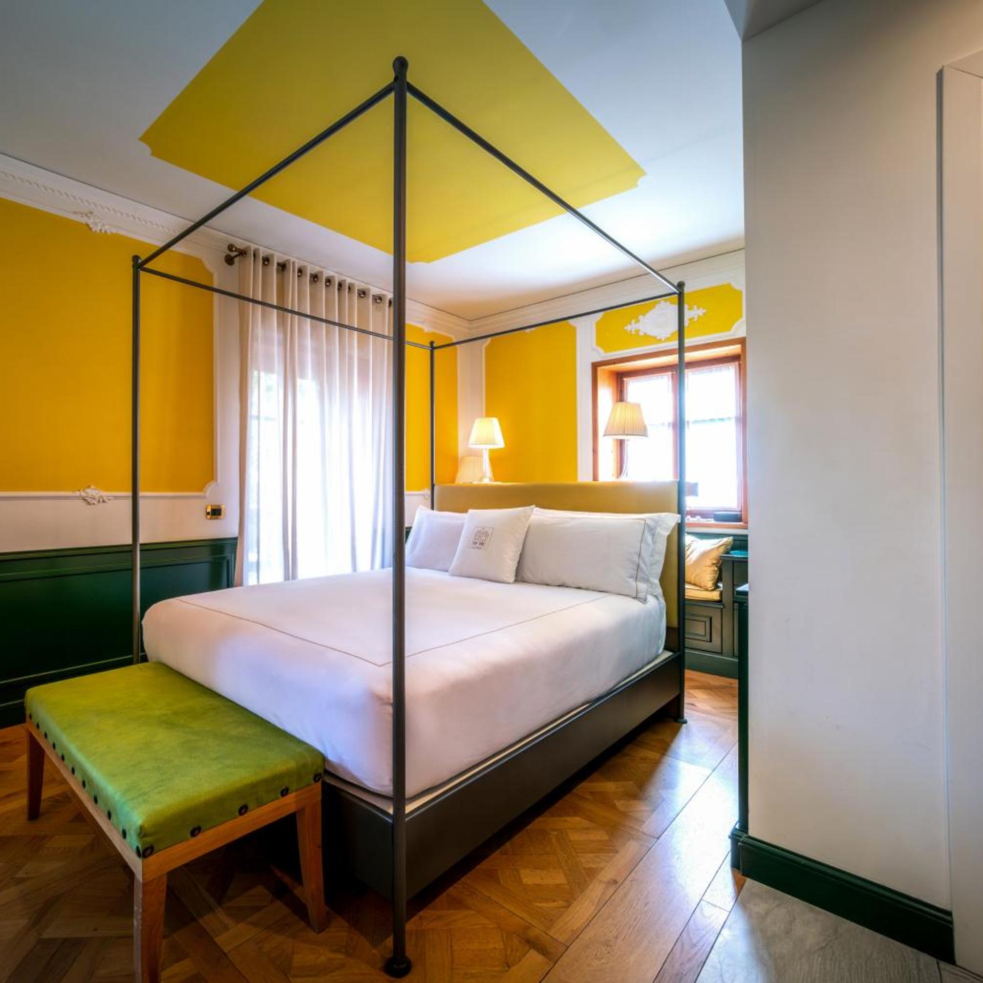 Emotion, Deluxe، Ambra Cortina Luxury Fashion Boutique Hotel 4/10