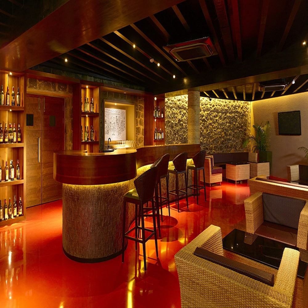 POETREE SAROVAR PORTICO 59/74