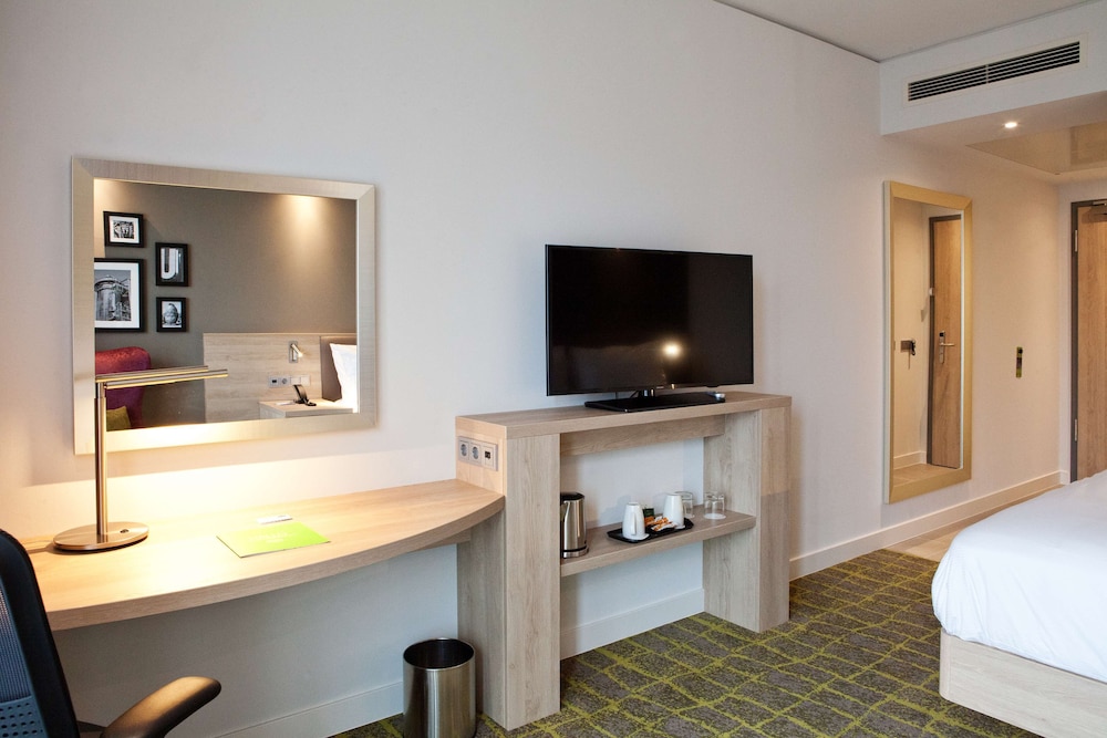 Hampton By Hilton Dortmund Phoenix See 12/46