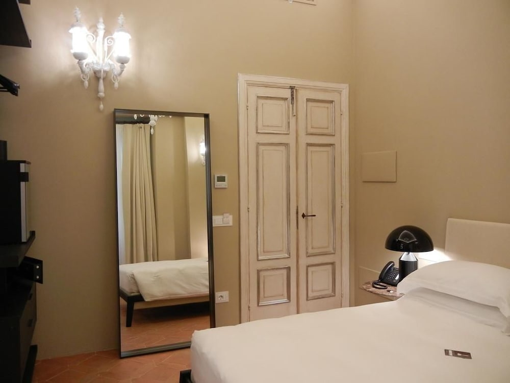 Hotel Delle Nazioni 18/52