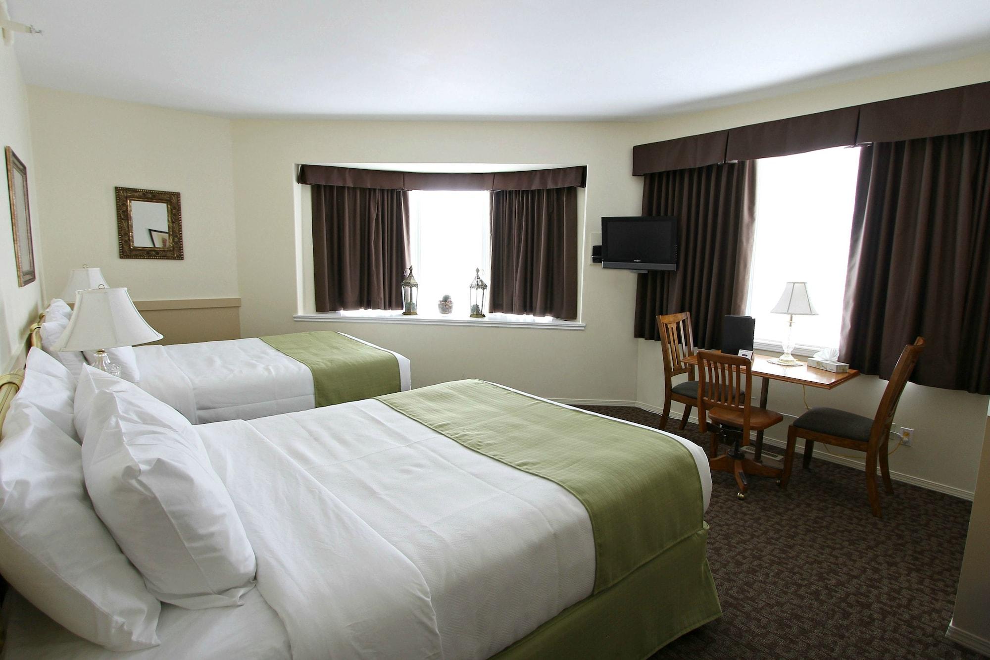 Royal Hotel 13/50