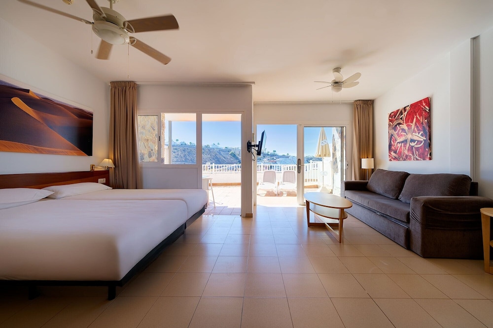 JUNIOR SUITE, CLASSIC, SINGLE, TERRACE
