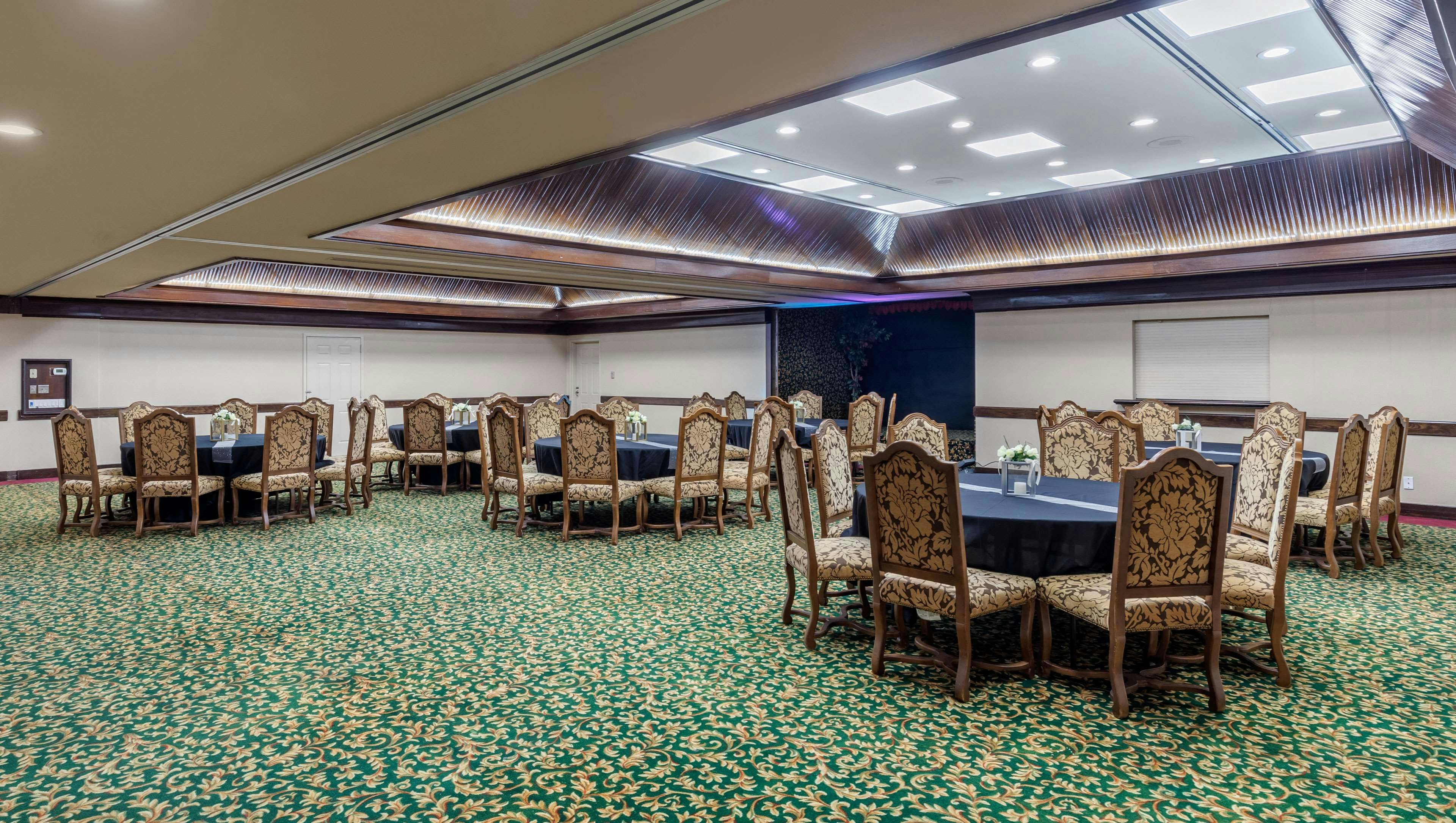 Magnuson Grand Hotel and Conference Center Tyler 48/59