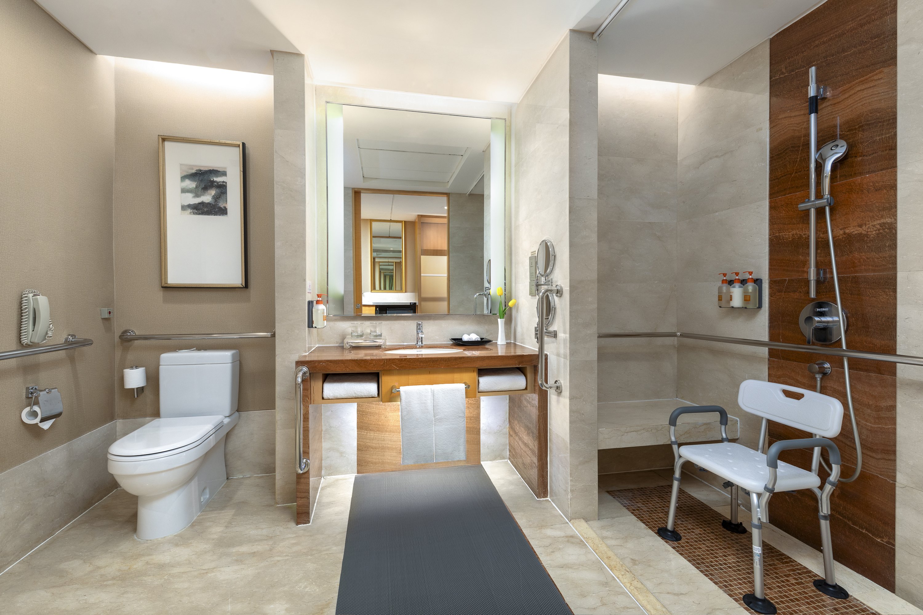 CROWNE PLAZA YICHANG 49/50
