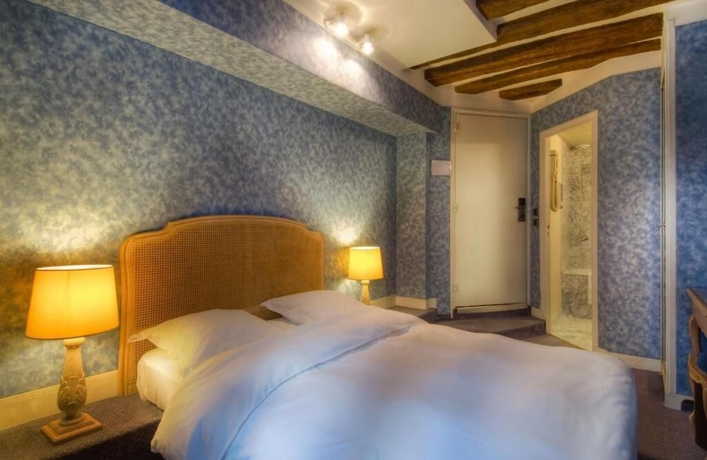 Hotel Baudelaire Opera 18/72