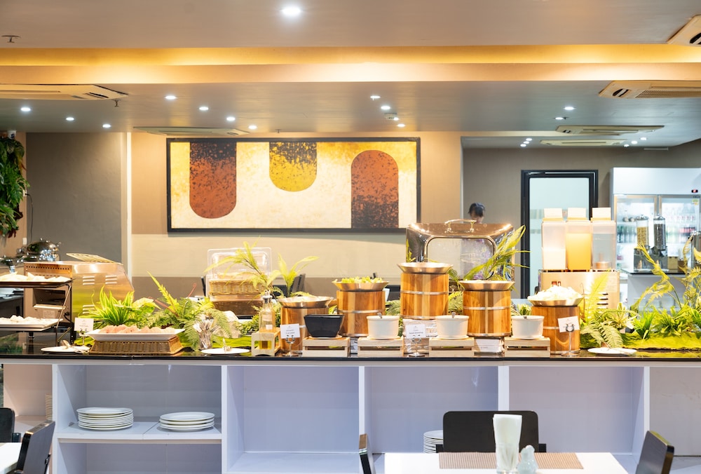 restaurant cafeteria