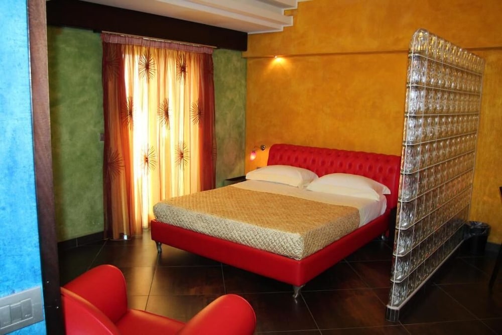 Abalon Pompei Resort 7/19