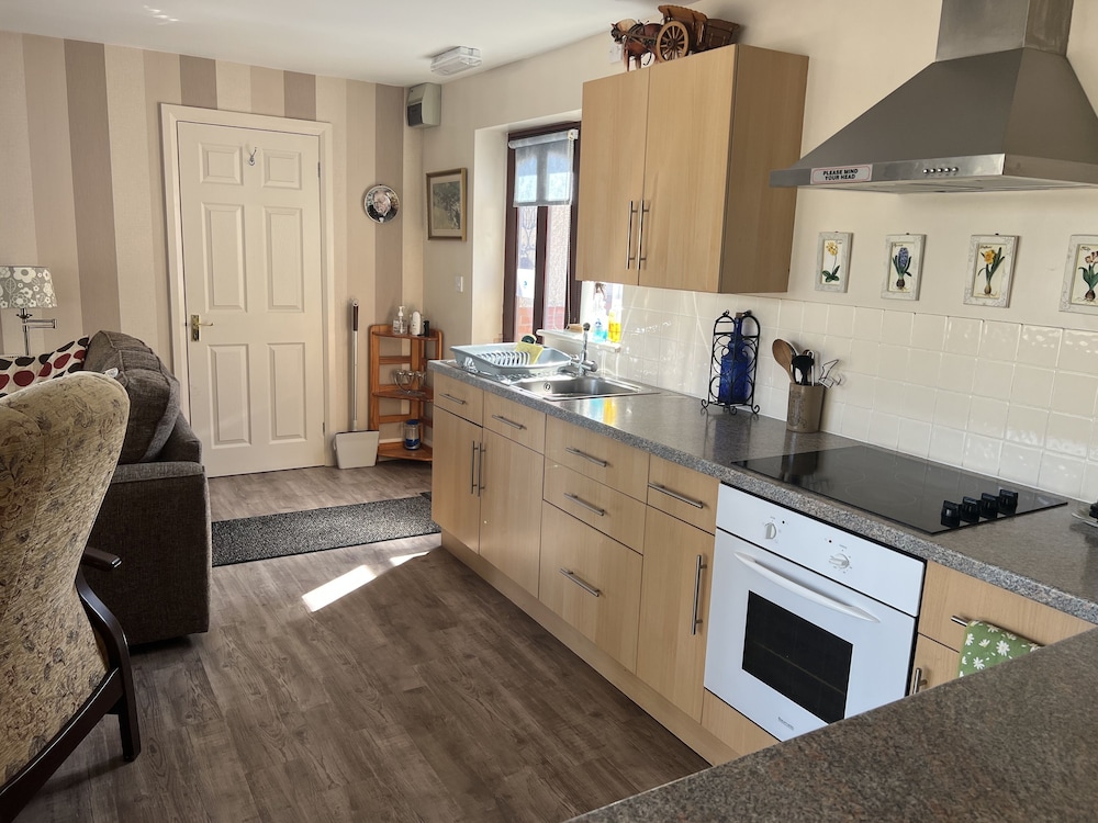 Orchard Side Bed And Breakfast 3/50