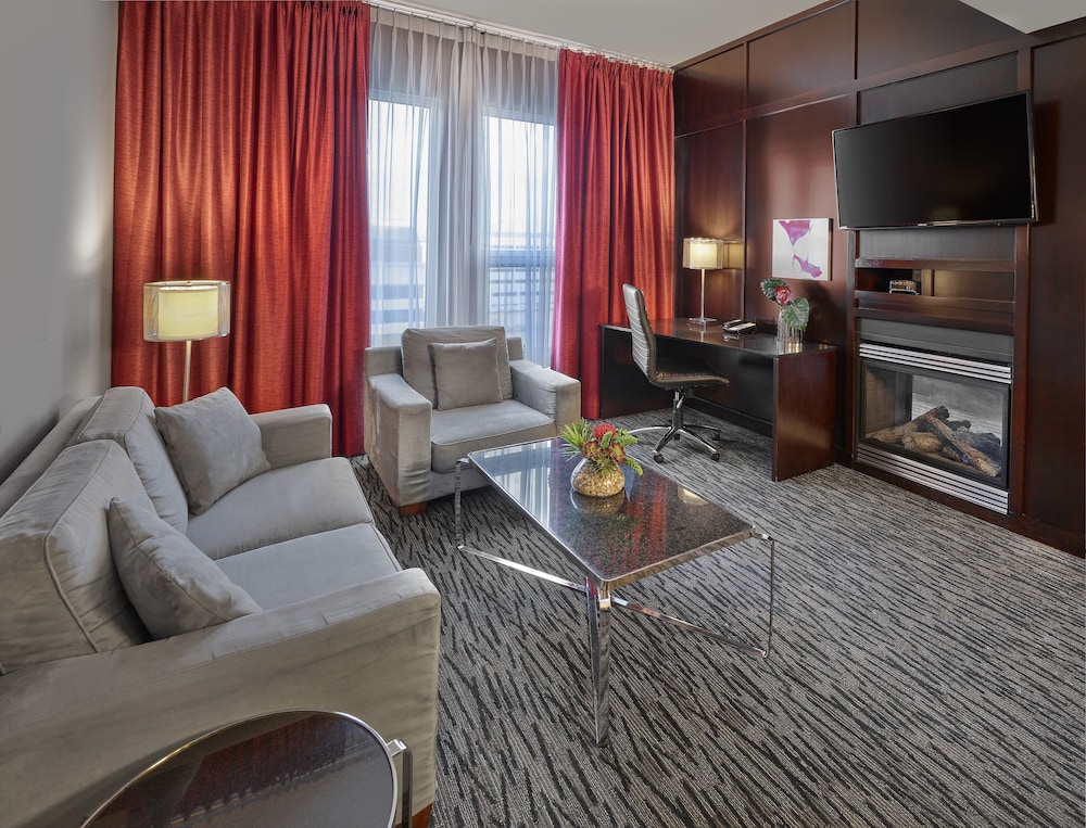 Matrix Hotel 41/66