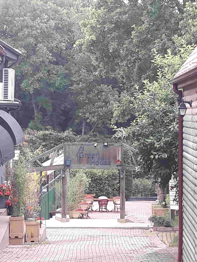 Green House Garden Park Hotel 1/37