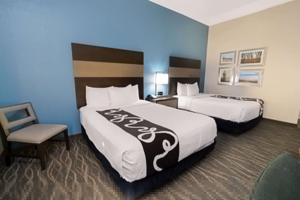 La Quinta Inn and Suites Phoenix I-10 West 19/50