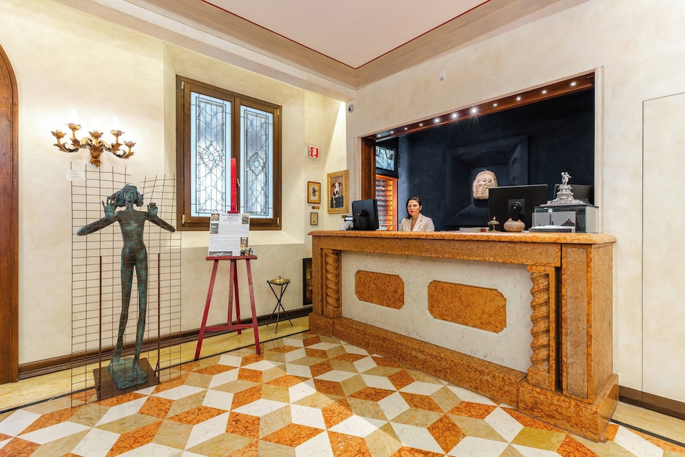 lobby