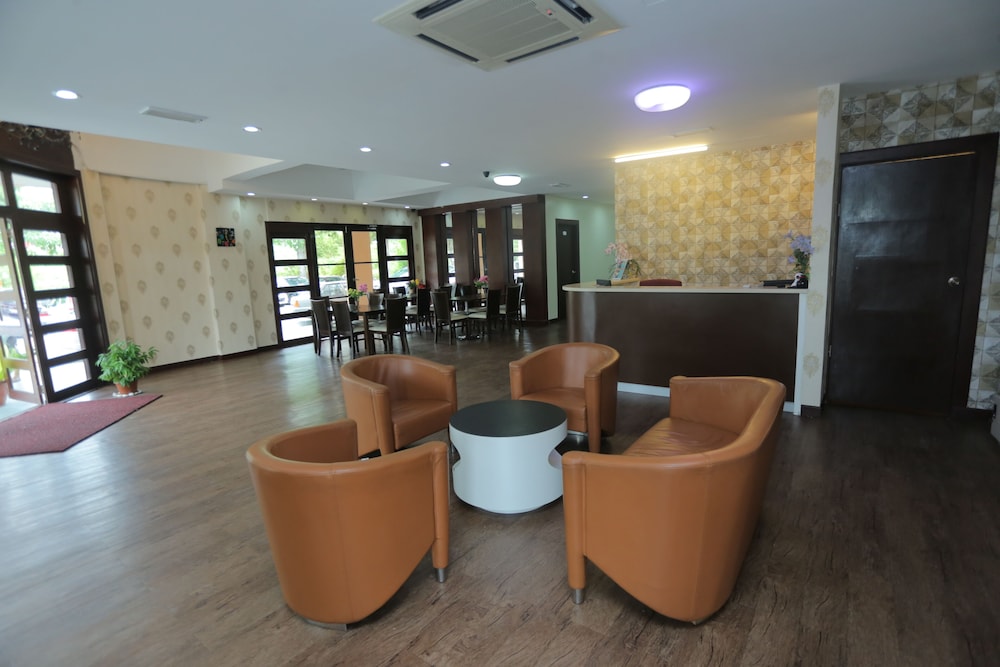 JAM Hotel Near ERL Salak Tinggi Kota Warisan 22/27
