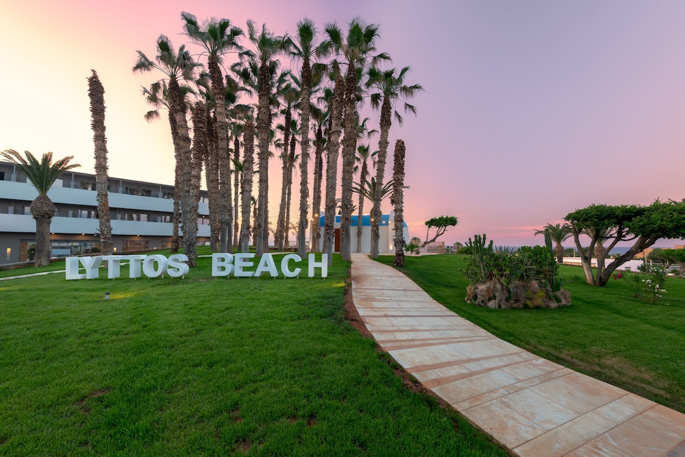 Lyttos Beach Hotel 70/74