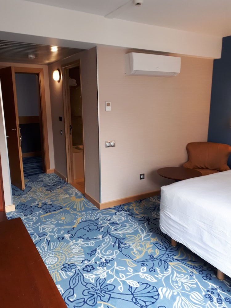 Hotel Le Yachtman 27/77
