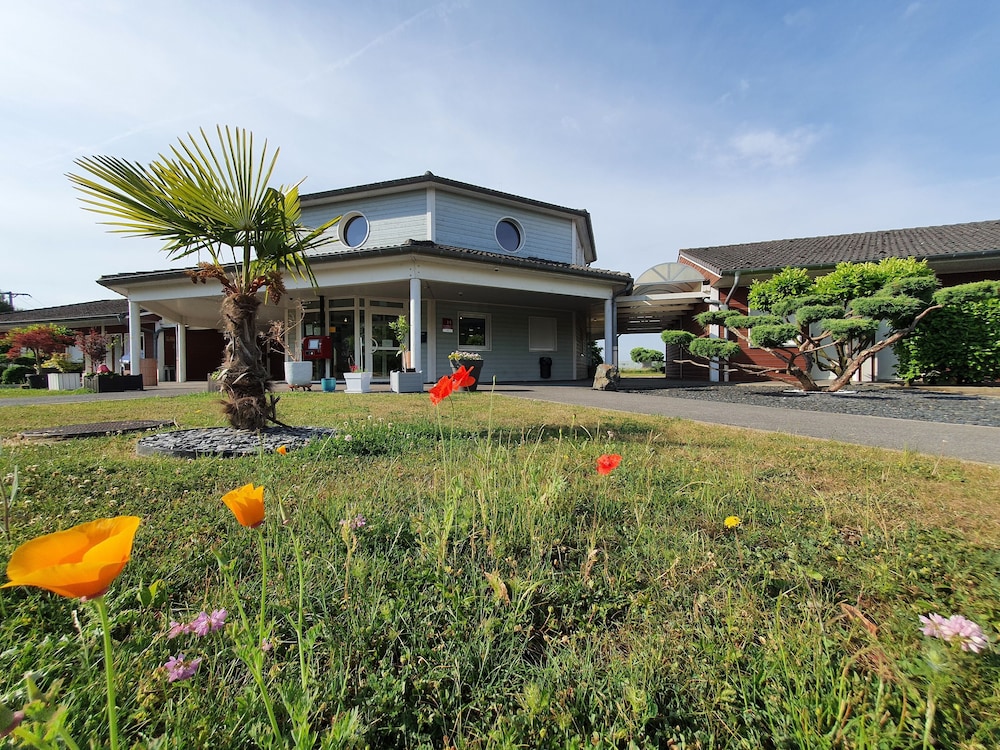 Eqynox Hotel in Marolles