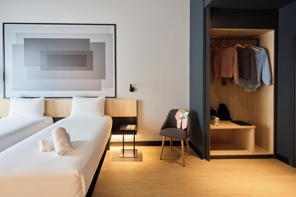 Ibis Madrid Norte Las Tablas 7/25